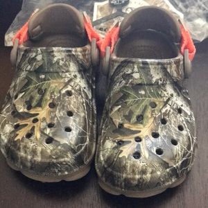 Realtree Crocs